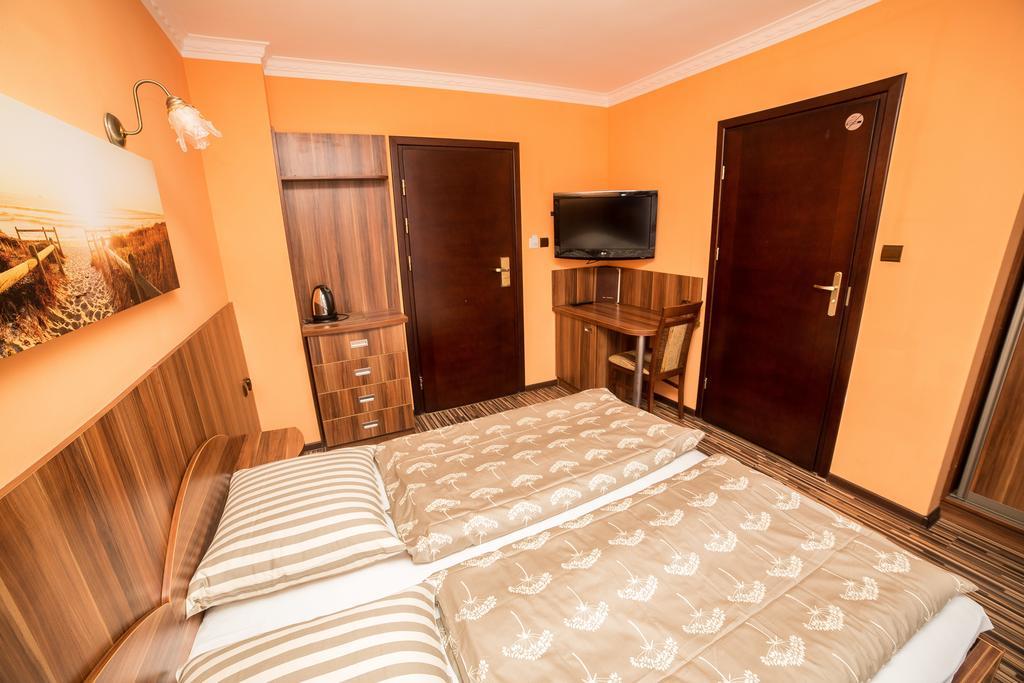 Bed and Breakfast Willa Margaretka Владыславово Экстерьер фото